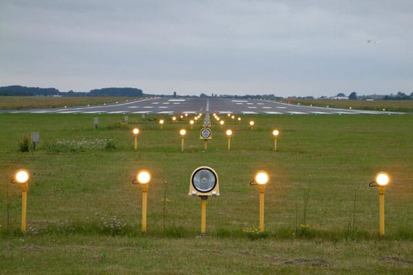 Project 11 Modeling and Specifications of LED Based Runway Lighting Systems